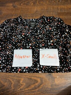 Cherokee Workwear Black Multicolor Polka Dot Scrub Top
